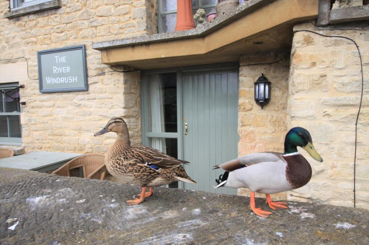 The Riverside 3* Lechlade