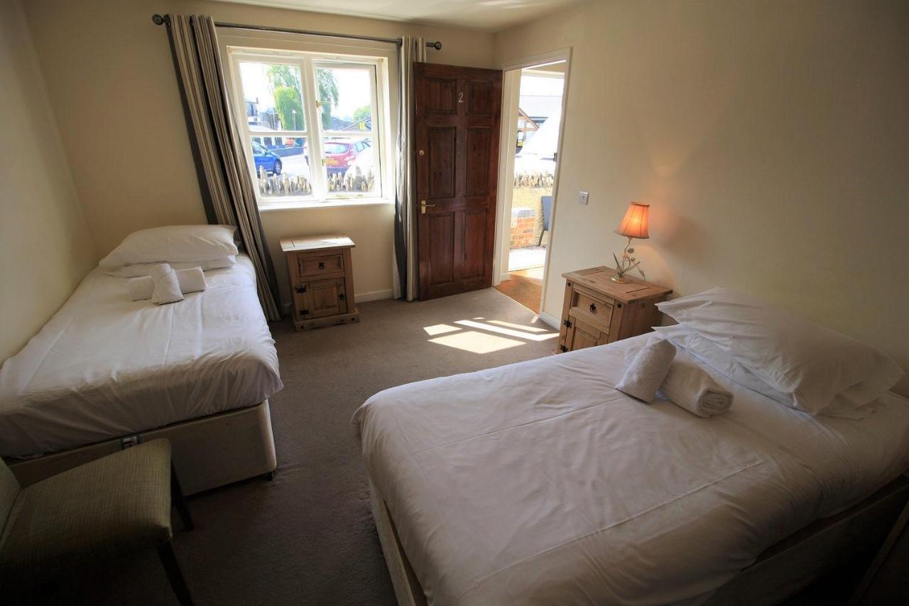 The Riverside Inn Lechlade