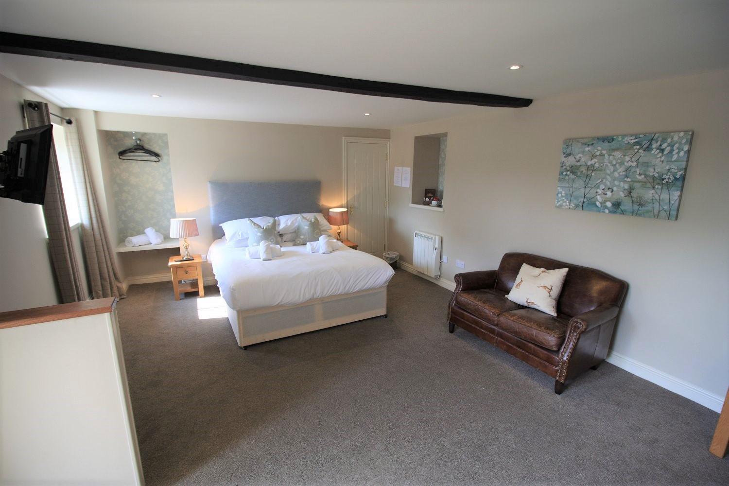 The Riverside Inn Lechlade