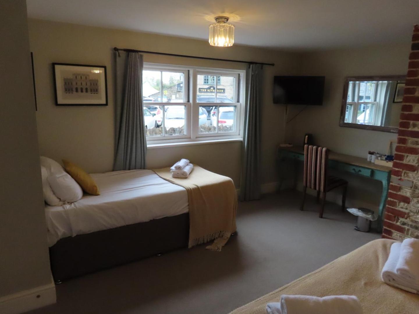 Inn The Riverside